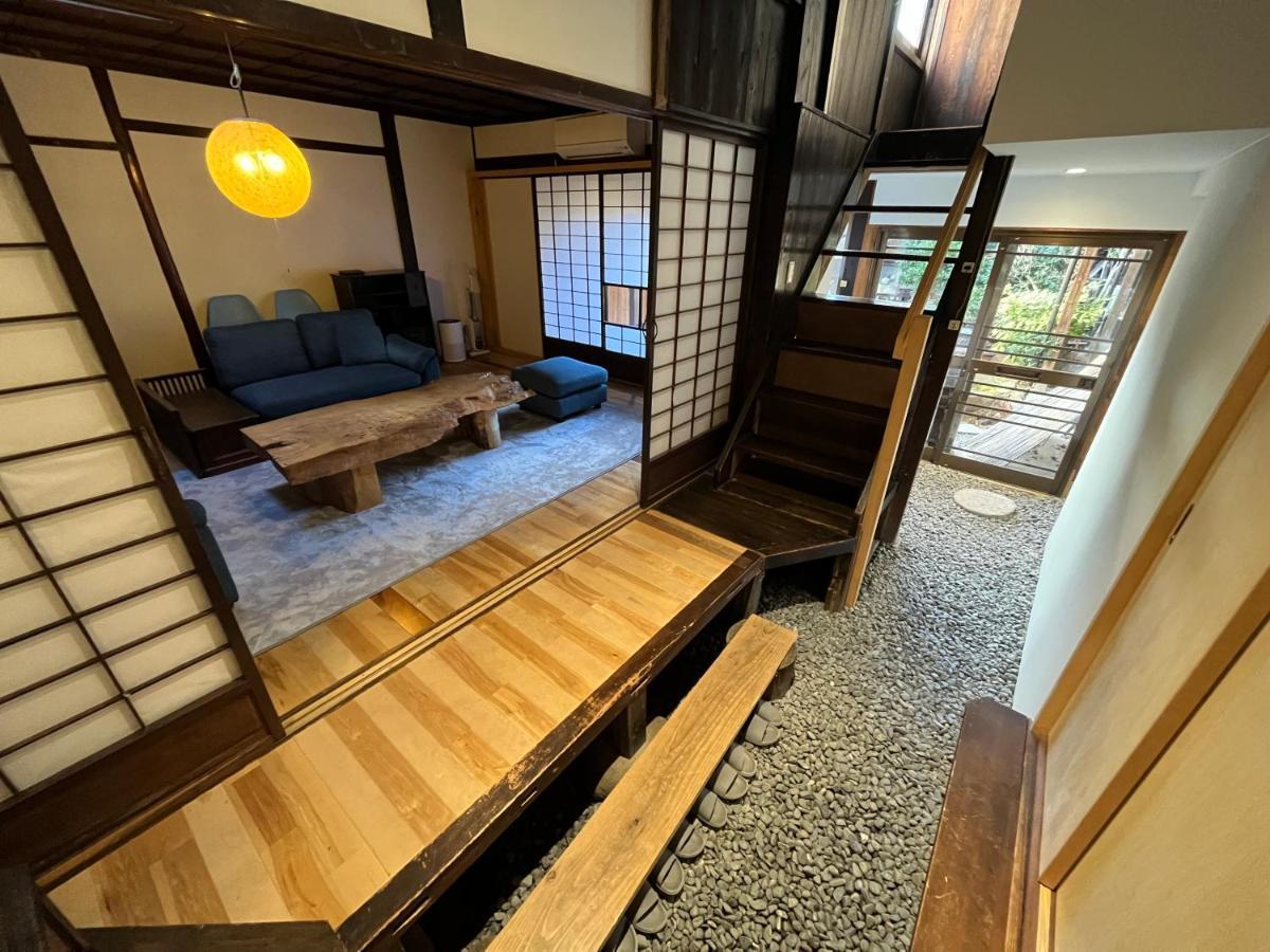 Only One Group Stays Per Day -Tenmaya-家族や仲間と貸し切りゲストハウス 天満屋 Nakatsugawa Luaran gambar