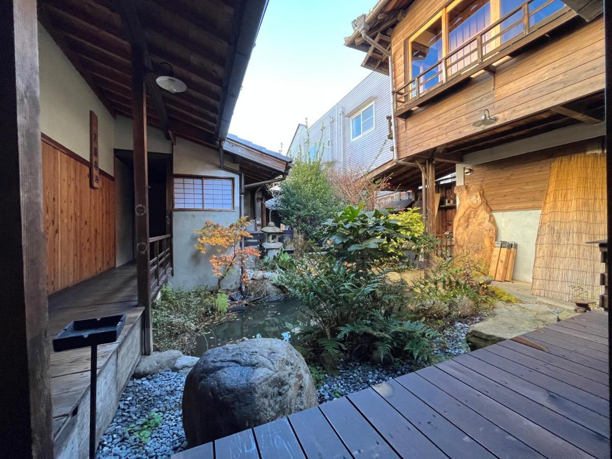 Only One Group Stays Per Day -Tenmaya-家族や仲間と貸し切りゲストハウス 天満屋 Nakatsugawa Luaran gambar